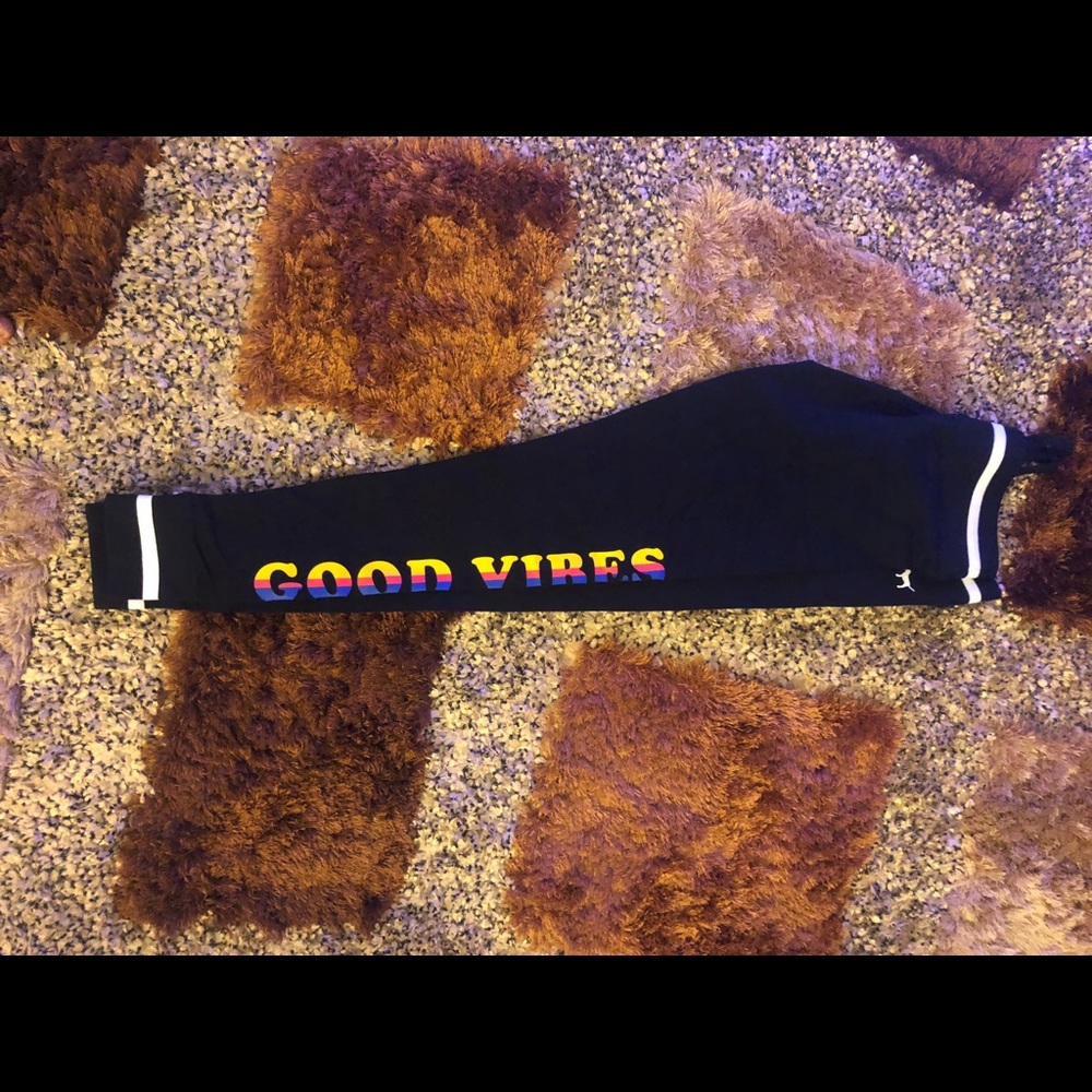 New pink yoga pants